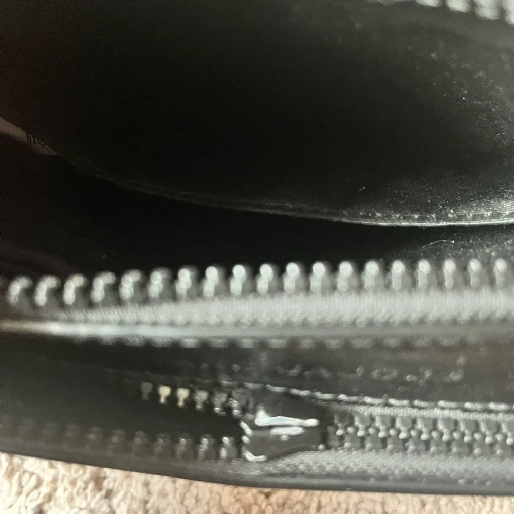 Marc Jacobs Black Crossbody - Picture 15 of 15